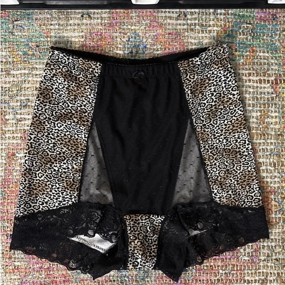 Other - High-Waist Leopard Print Shaping Brief with Black Lace Panels